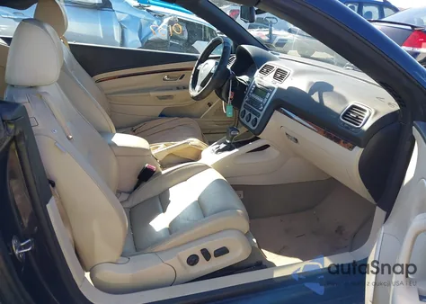 2007 Volkswagen Eos 2.0T from USA, damaged, VIN WVWFA71F27V048678